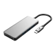 Hub USB-C gris avec ports et lecteurs de cartes. Hub USB-C gris avec ports et lecteurs de cartes.