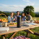 Enceinte utilisée lors d’un moment convivial. Enceinte utilisée lors d’un moment convivial.