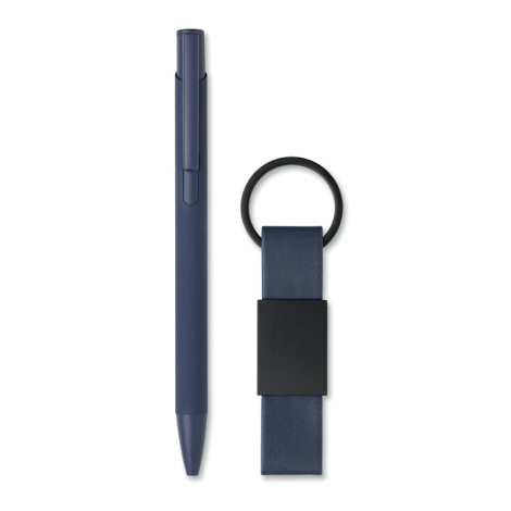 Stylo bille bleu foncé à clip et porte-clés assorti composé d’une lanière et d’un anneau noirs, présentés côte à côte.