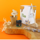 Coffret cadeau autour des abeilles personnalisé AGROHILL, comprenant un pot de miel, une coupelle de culture avec une figurine d