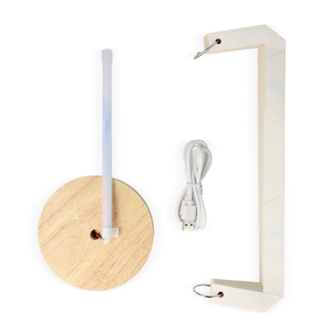 Coffret de la lampe promotionnelle fermé, base en bois apparente