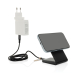 Chargeur noir en mode horizontal tenant un smartphone fixé sur la surface