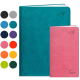Deux agendas turquoise et rose côte à côte avec nuancier de douze coloris ronds, marquage en relief visible sur les couvertures.