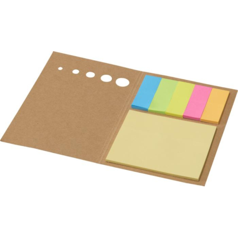 Marque-page autocollant kraft ouvert avec carnet de notes jaunes et blocs de marque-pages colorés.