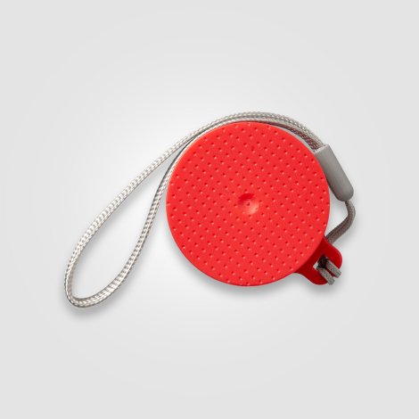 Bouchon rouge avec sangle visible Bouchon rouge avec sangle visible