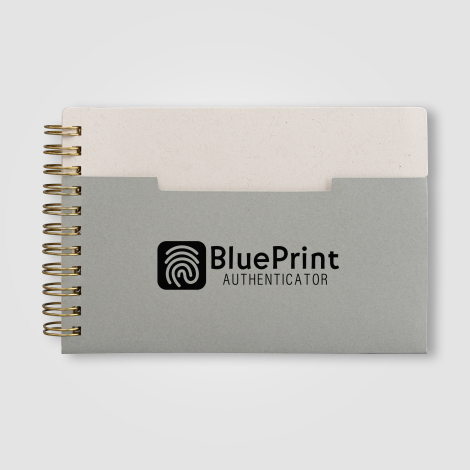 Carnet gris A6 vu de face avec marquage visible.