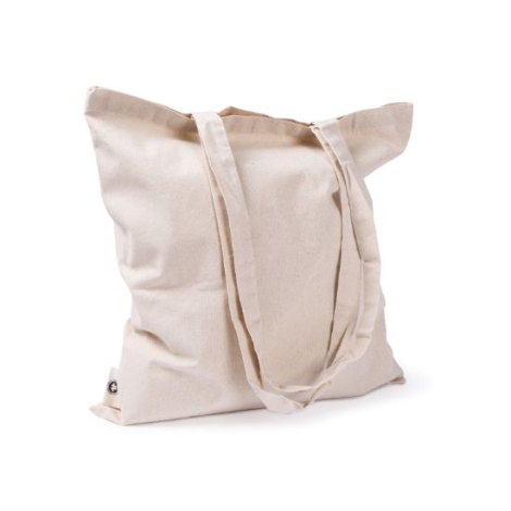 Tote bag beige vu de trois quarts, montrant les anses allongées et la texture naturelle du tissu ; aucune personnalisation visib