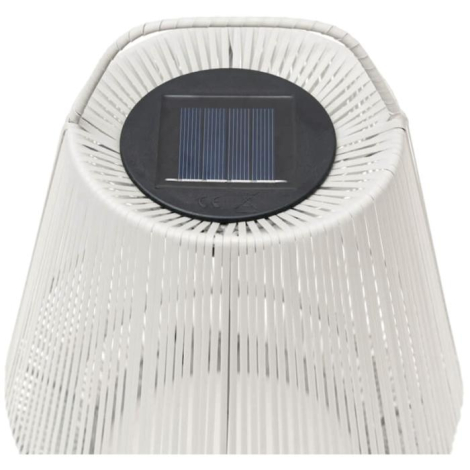 Gros plan sur la partie supérieure de l’abat-jour, panneau solaire intégré au centre de la structure ajourée ; sans marquage vis