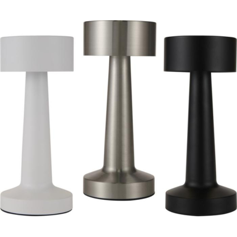 Groupe de trois lampes en blanc mat, métal brossé et noir mat, silhouettes élancées et abat-jour cylindriques alignés ; aucune p