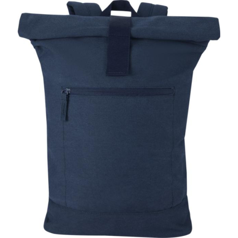 Sac à dos rolltop bleu présenté de face avec poche frontale zippée, sans personnalisation visible.