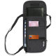 Pochette de voyage noire ouverte, montrant plusieurs compartiments avec téléphone, passeport et cartes à l’intérieur, sans perso Pochette de voyage noire ouverte, montrant plusieurs compartiments avec téléphone, passeport et cartes à l’intérieur, sans perso
