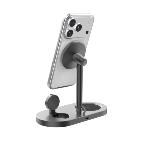 Vue arrière du chargeur avec smartphone sur support vertical et montre sur le socle, sans personnalisation visible.