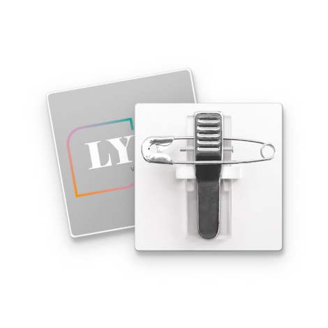  Vu premier plan de l'attache du badge