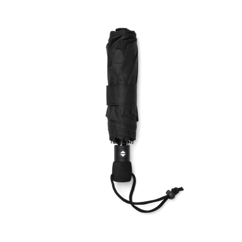 Parapluie noir fermé avec poignée et dragonne sur fond neutre, sans personnalisation visible