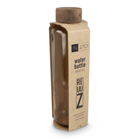Bouteille d’eau brun en verre recyclé présentée dans un emballage carton, sans personnalisation apparente.