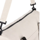 Vue rapprochée du dessus d’un sac de voyage beige avec fermeture zippée noire et bandoulière visible, sans personnalisation appa Vue rapprochée du dessus d’un sac de voyage beige avec fermeture zippée noire et bandoulière visible, sans personnalisation appa