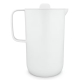 Vue latérale d’une carafe blanche avec couvercle et poignée, sans personnalisation apparente. Vue latérale d’une carafe blanche avec couvercle et poignée, sans personnalisation apparente.