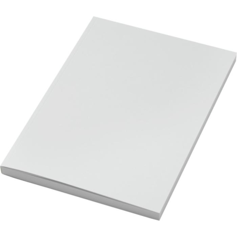 Carnet A5 présenté fermé avec couverture unie, sans personnalisation apparente.
