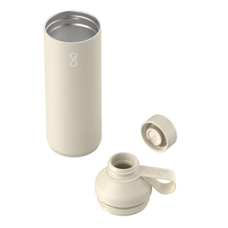 Bouteille isotherme beige ouverte avec bouchon et partie supérieure démontés, marquage visible sur le corps de la bouteille.