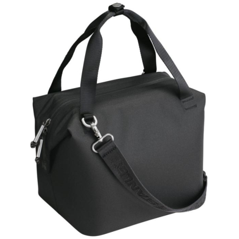 Mini-sac isotherme noir présenté de trois quarts arrière avec bandoulière amovible, sans personnalisation visible.