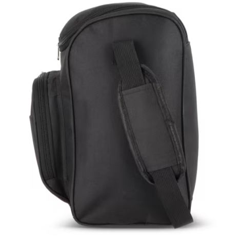 Profil d'un sac isotherme vertical en R-PET montrant sa profondeur, sa bandoulière réglable et sa poche avant zippée.