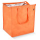 Sac isotherme entrouvert laissant apparaître la doublure intérieure en aluminium et son large soufflet latéral. Sac isotherme entrouvert laissant apparaître la doublure intérieure en aluminium et son large soufflet latéral.