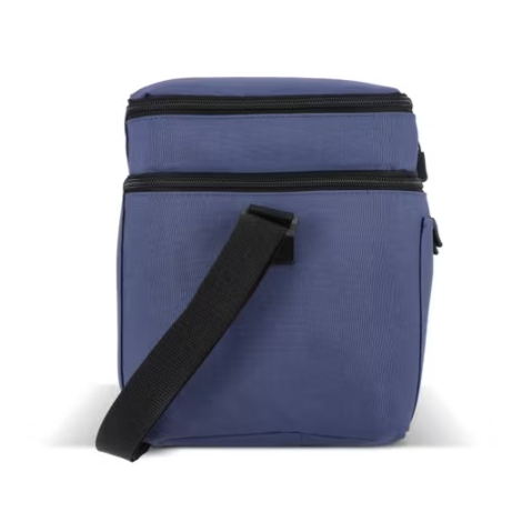 Profil d'un sac isotherme en R-PET avec deux compartiments distincts et bandoulière réglable.