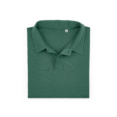 Polo unisexe vert plié avec le col et la patte de boutonnage visibles, sans personnalisation apparente.
